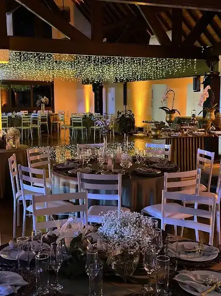 Salão de eventos Wallau com iluminação especial